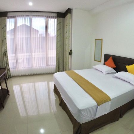 Baturetno Padma Laguna Guesthouse מראה חיצוני תמונה