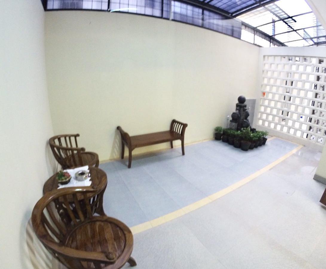 Baturetno Padma Laguna Guesthouse מראה חיצוני תמונה