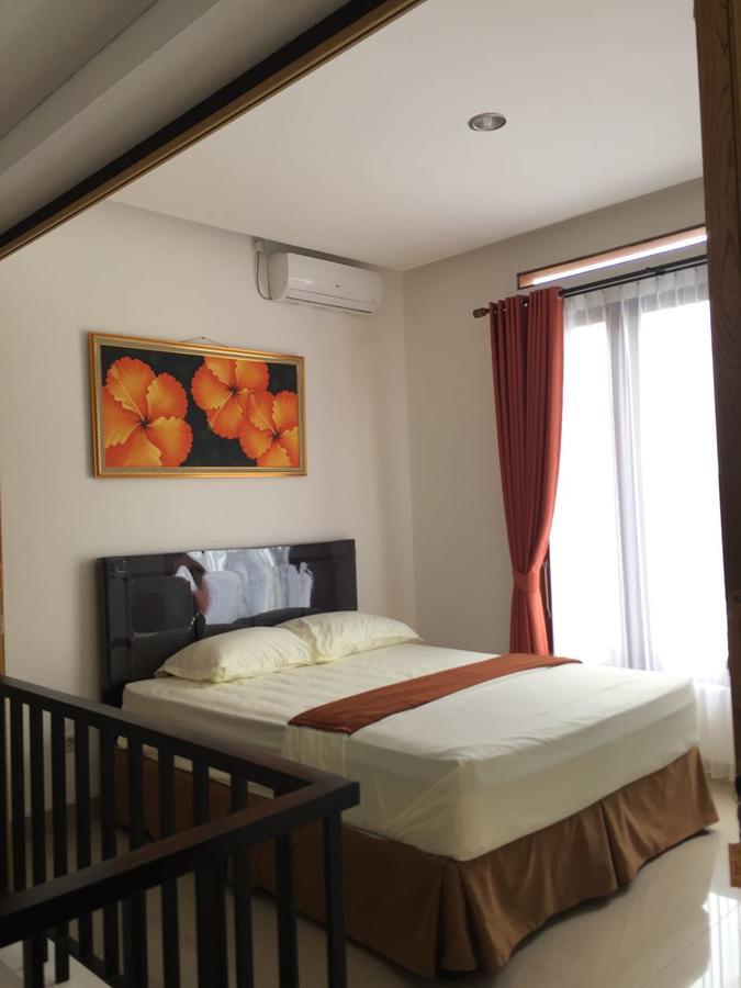 Baturetno Padma Laguna Guesthouse מראה חיצוני תמונה