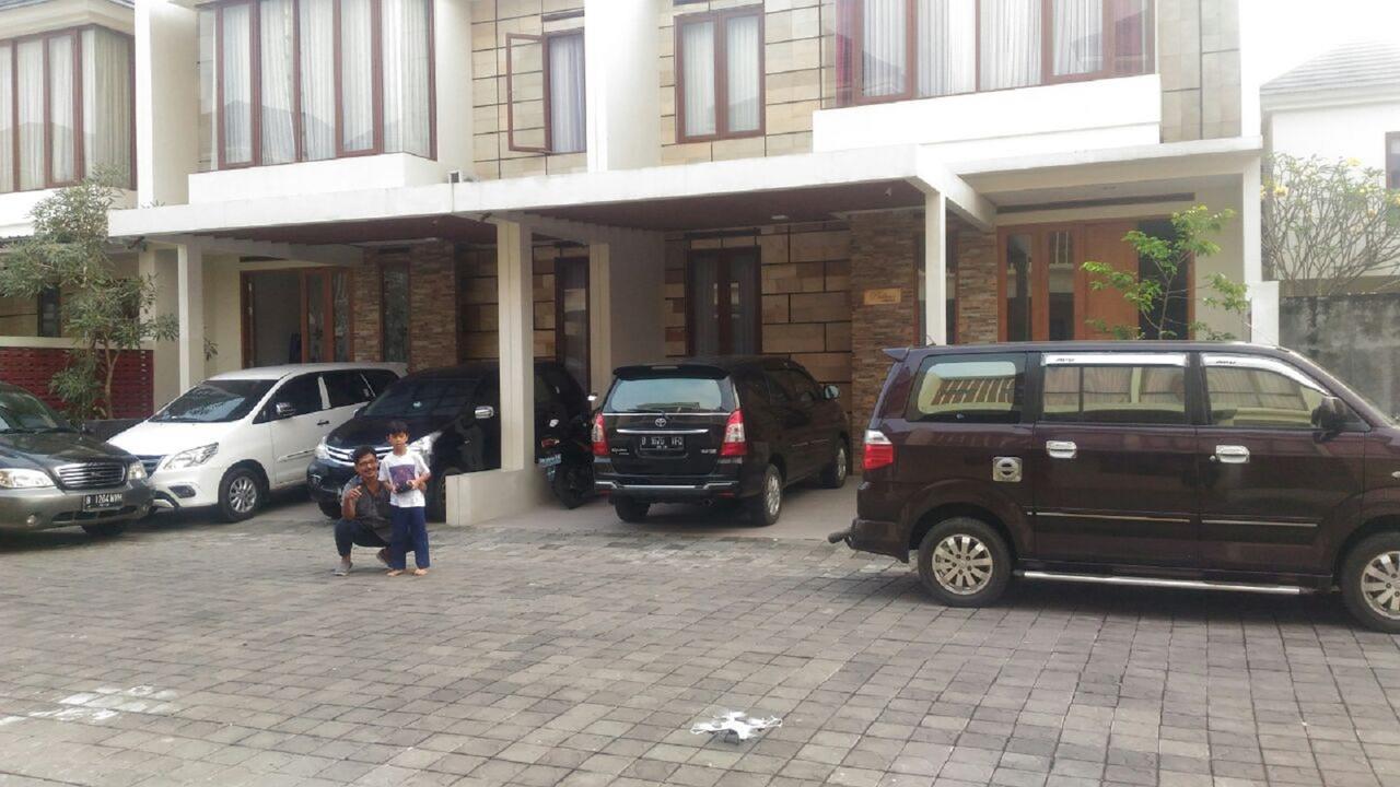 Baturetno Padma Laguna Guesthouse מראה חיצוני תמונה